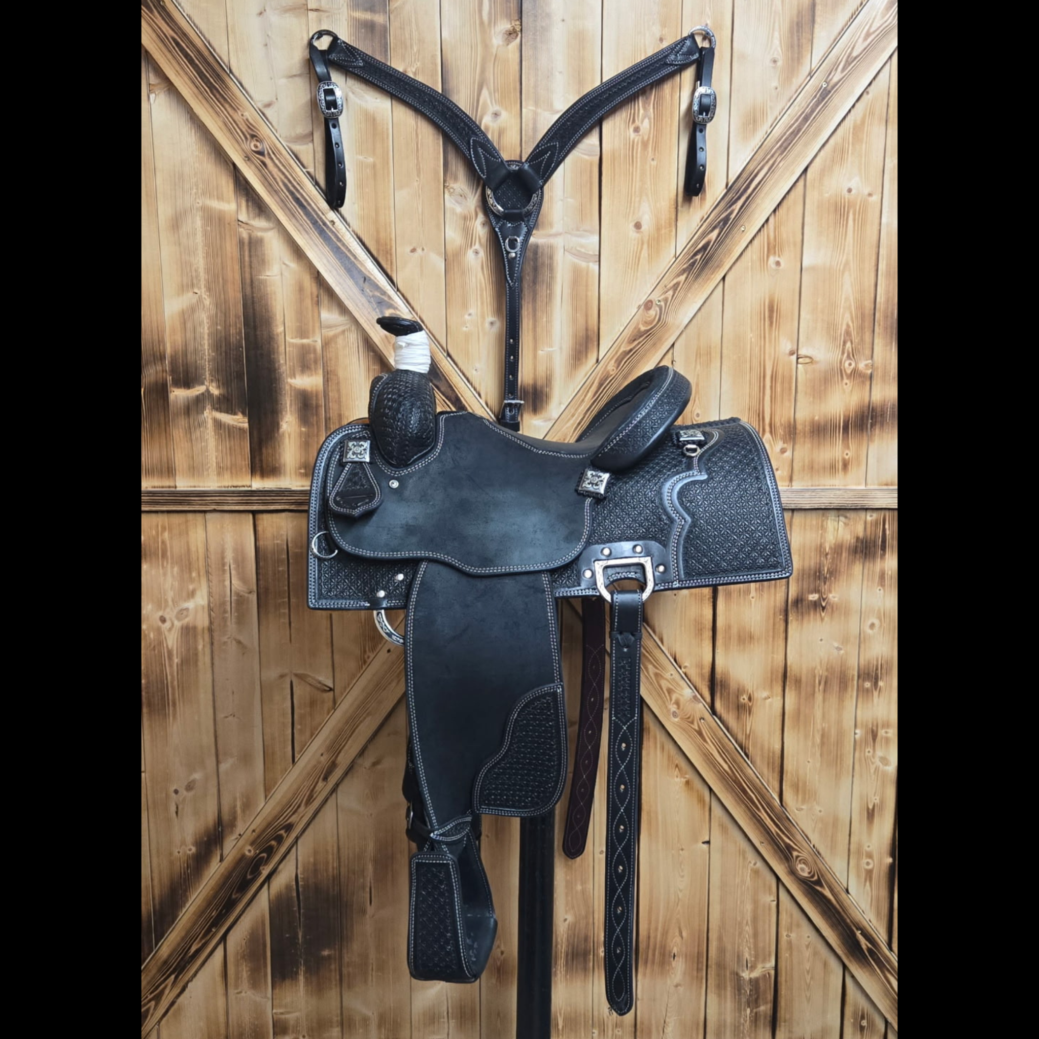 Three Forks Roper Saddle 6 ($4195; $500 deposit)