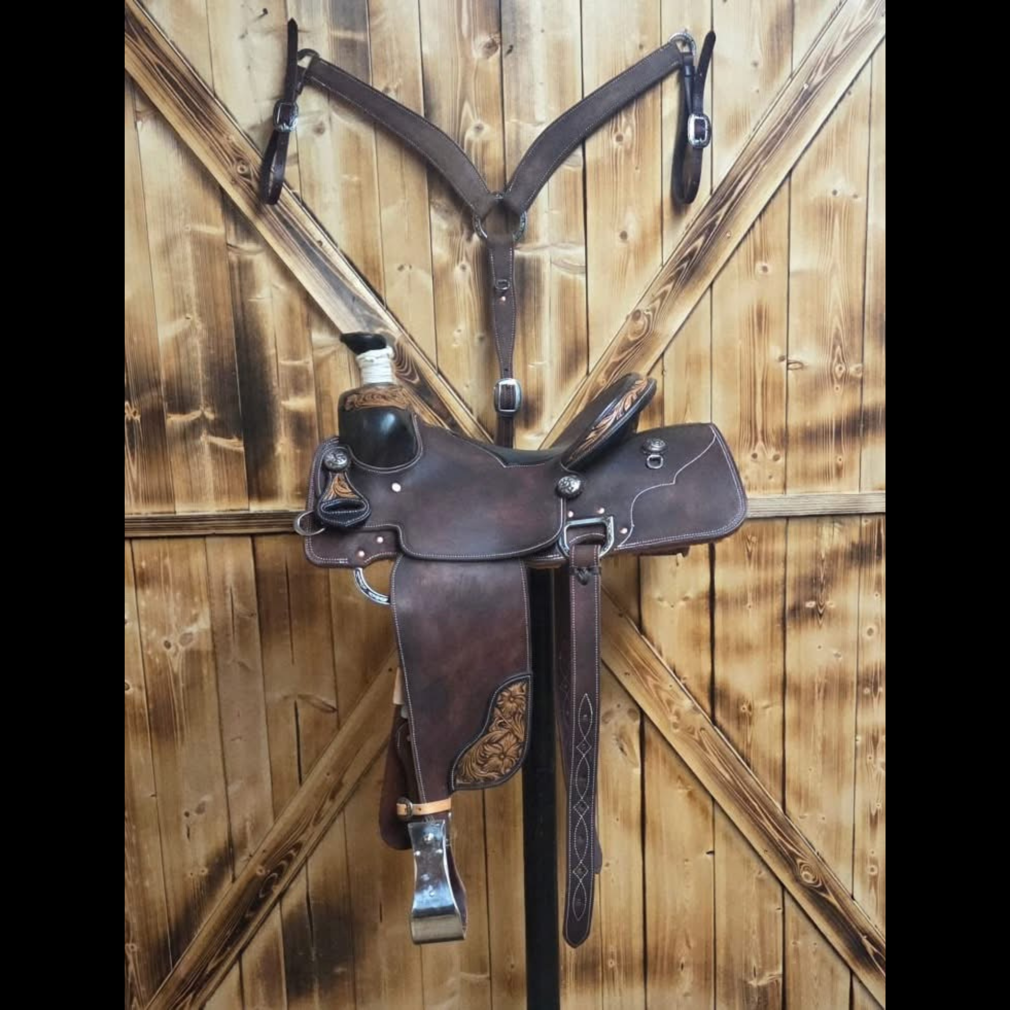 NFR 2025 | Saddle #6 ($5195; $500 Deposit)