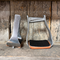 Straight Time Stirrups | Sharon Camarillo Barrel Stirrups W/ Buttons, 3" Aluminum