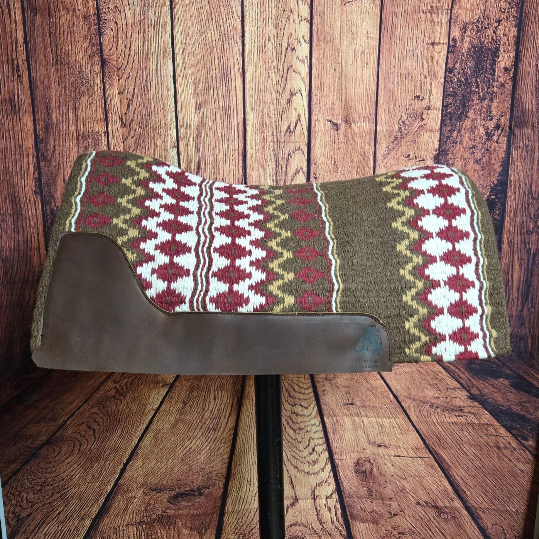 Three Forks Saddlery Blanket Top Pad | Chocolate/Red